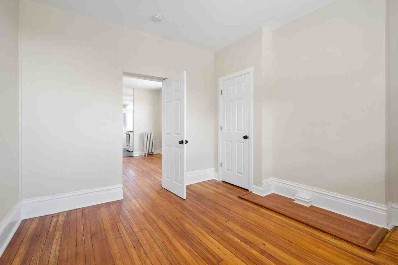 701 Brownsville Rd - Photo 6 of 16