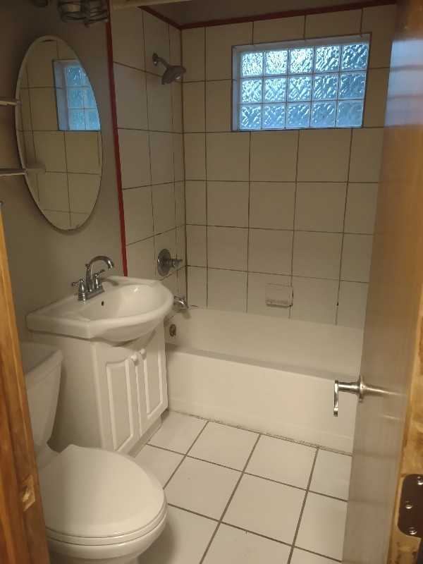 2200 N 68th St - Photo 4 of 7