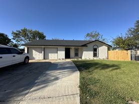 3214 Whitesail Dr - Photo 1 of 1