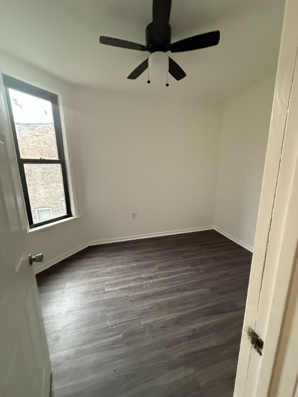 1649 West Garfield Boulevard #2 - Photo 4 of 17