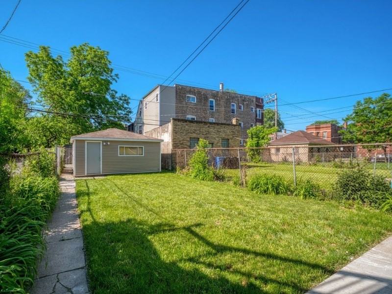 1649 West Garfield Boulevard #2 - Photo 6 of 17