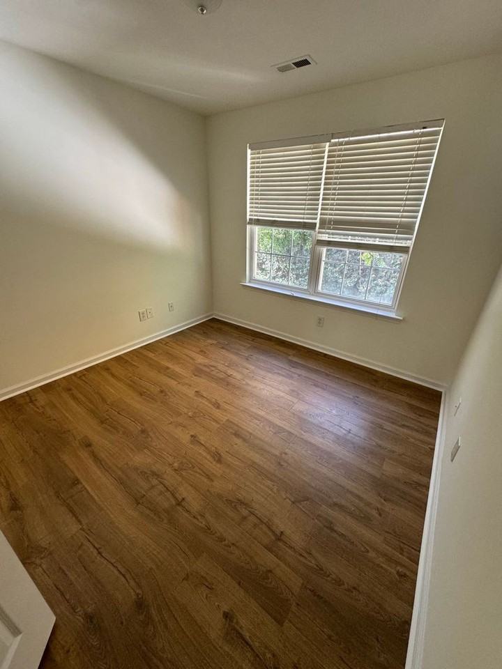 742 Shellstone Pl - Photo 4 of 14