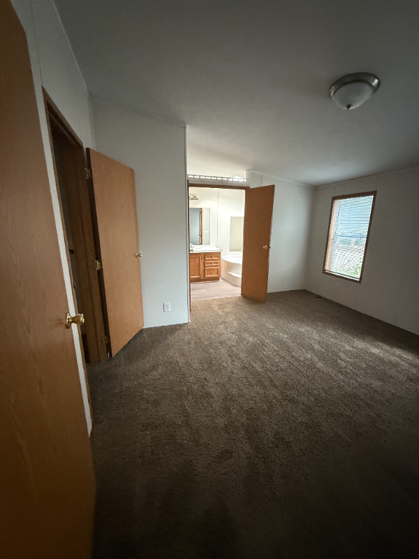 155 Scarlet Oak Lane - Photo 3 of 5