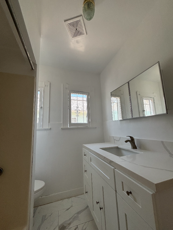 5306 Cimarron St - Photo 7 of 11