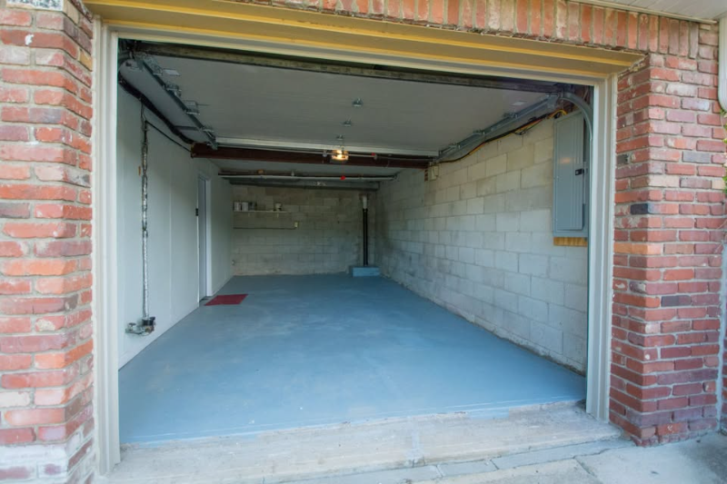 733 Cribbs St #A - Photo 2 of 15