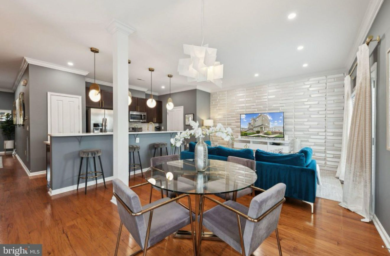 401 Woodcrest Dr Se - Photo 3 of 20