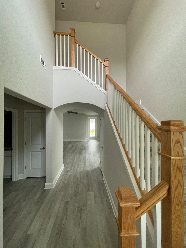 807 Riverwalk Cir - Photo 3 of 20