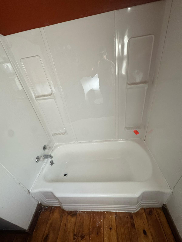 2248 North Water Street - Photo 2 of 5