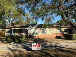 featured image of 302 Bonair Dr