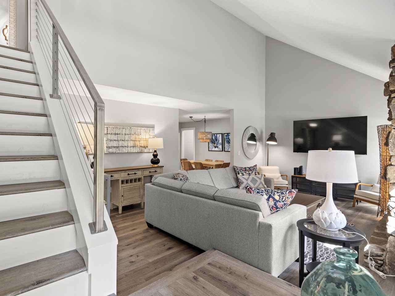 28 Turnberry Dr #NA - Photo 4 of 35