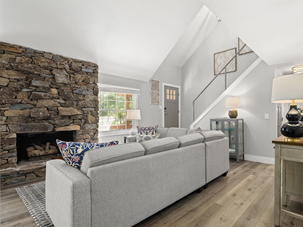 28 Turnberry Dr #NA - Photo 5 of 35