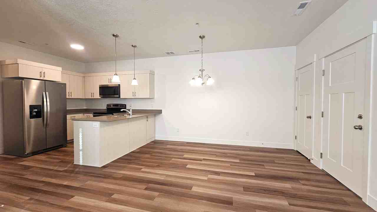 13687 Hanley Lane - Photo 7 of 31