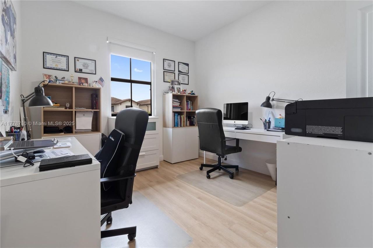 3431 W 109th Pl #3431 - Photo 7 of 16