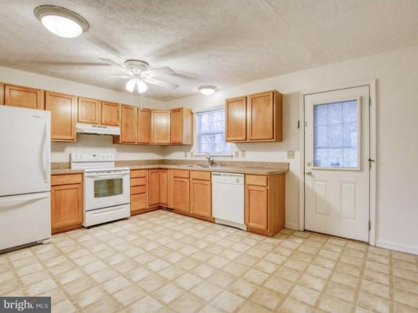 211 Little River Dr #NA - Photo 7 of 17