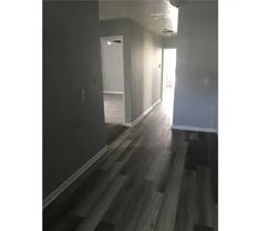 633 42nd St #NA - Photo 1 of 1