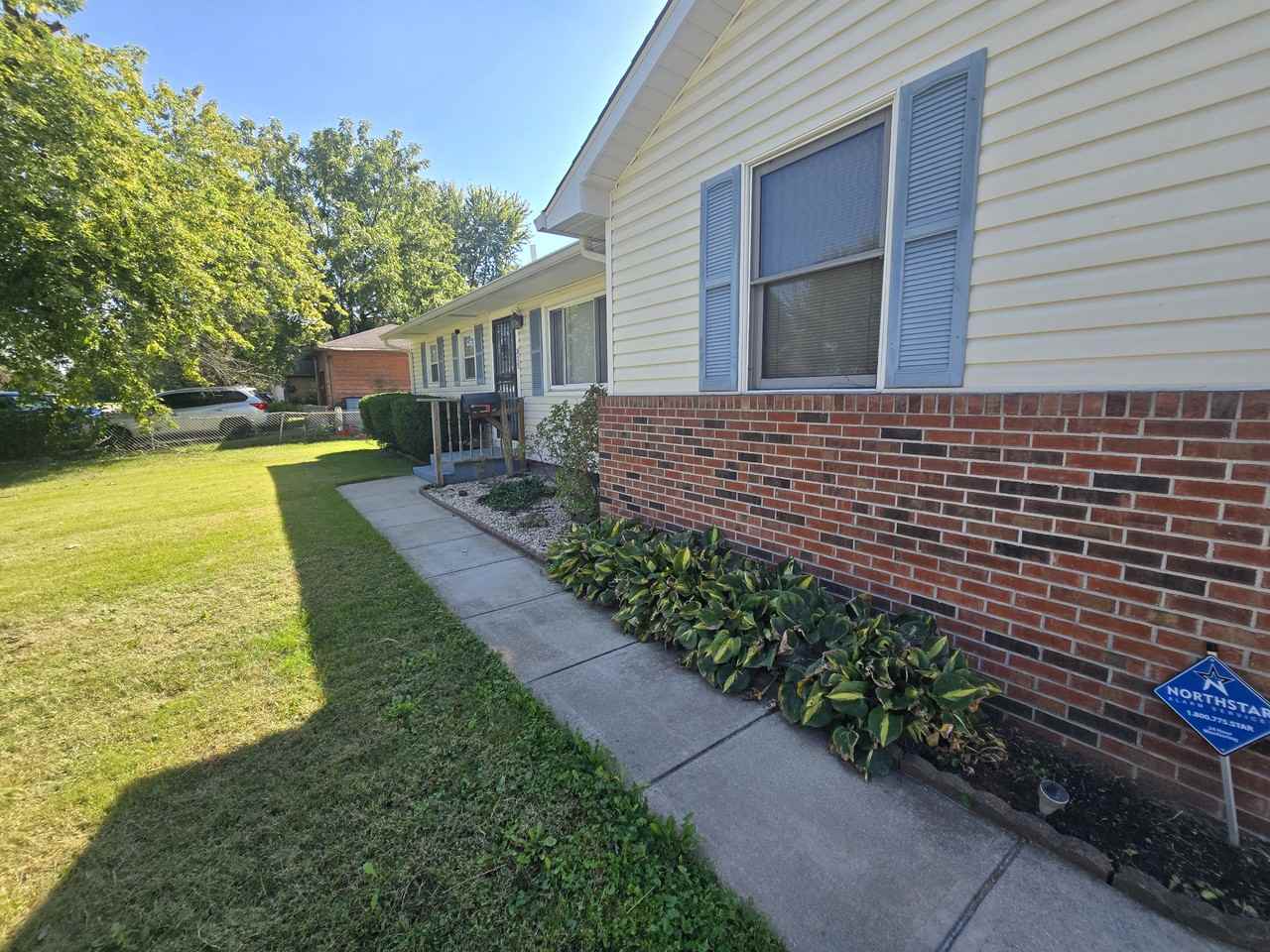 835 E Edwards Ave #NA - Photo 2 of 20