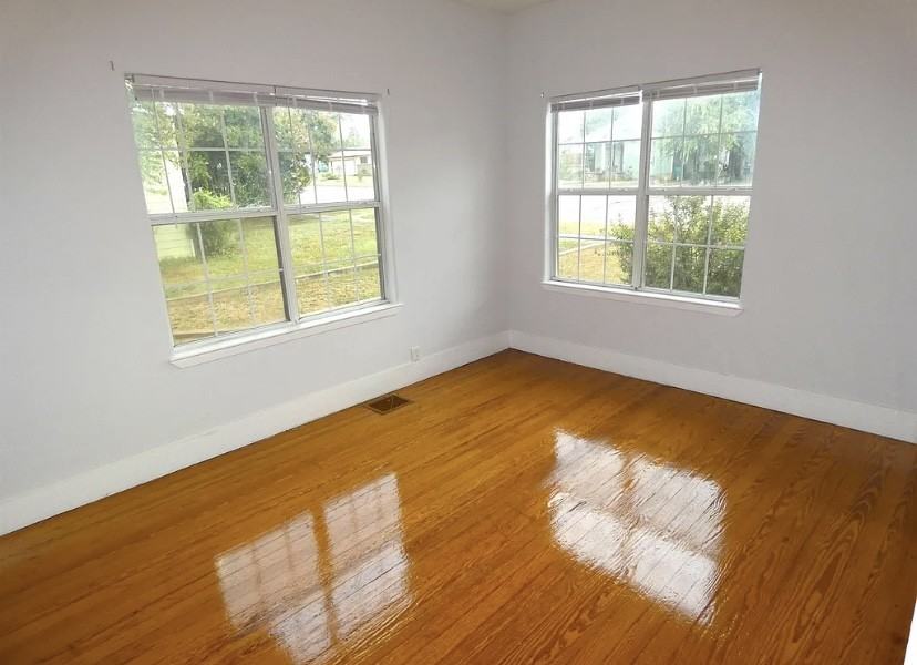 301 E Sandstone St #NA - Photo 3 of 15