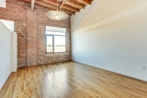 featured image of 520 S Commerce St