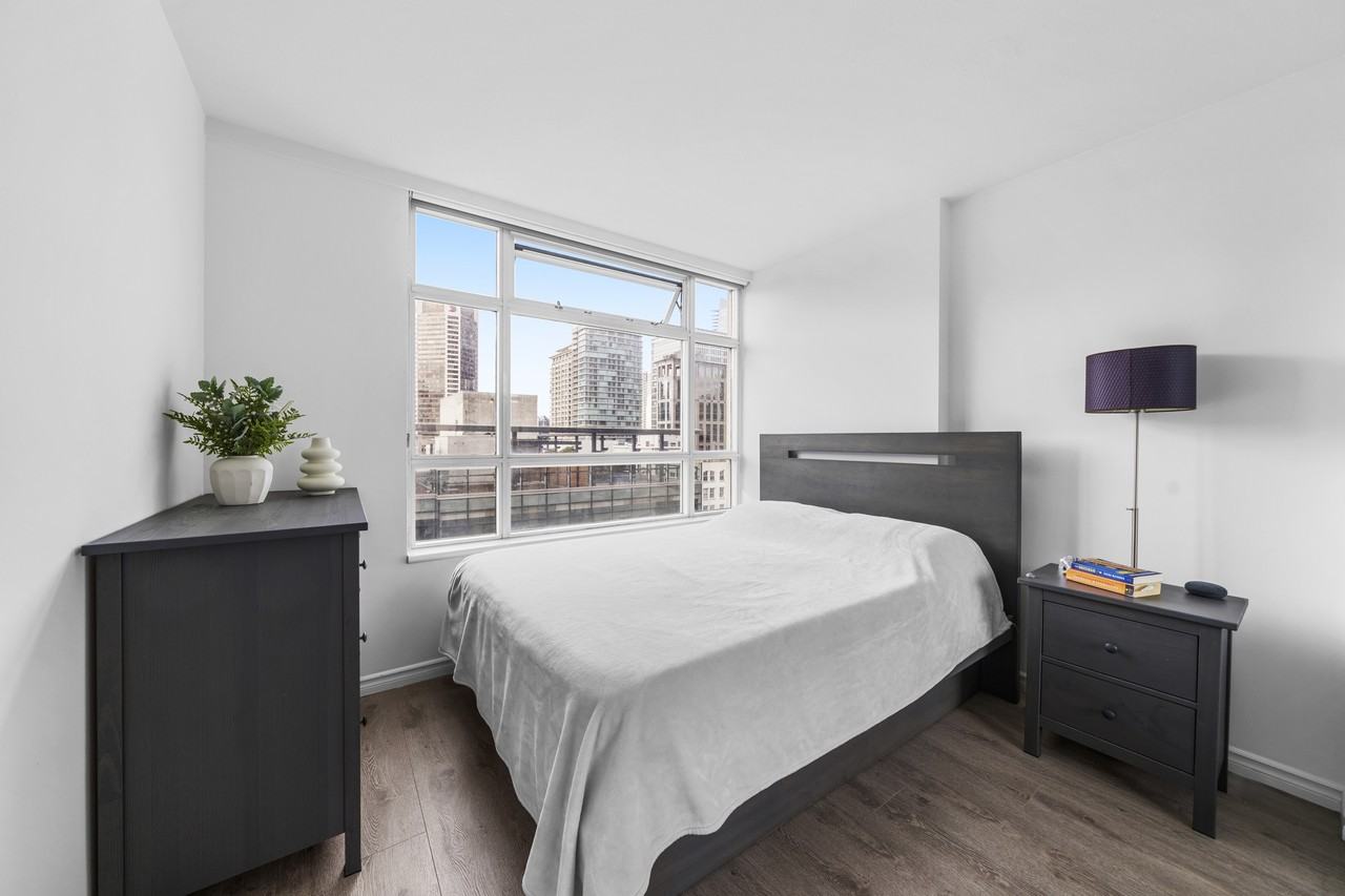 W Pender St & Seymour St #1709 - Photo 2 of 14