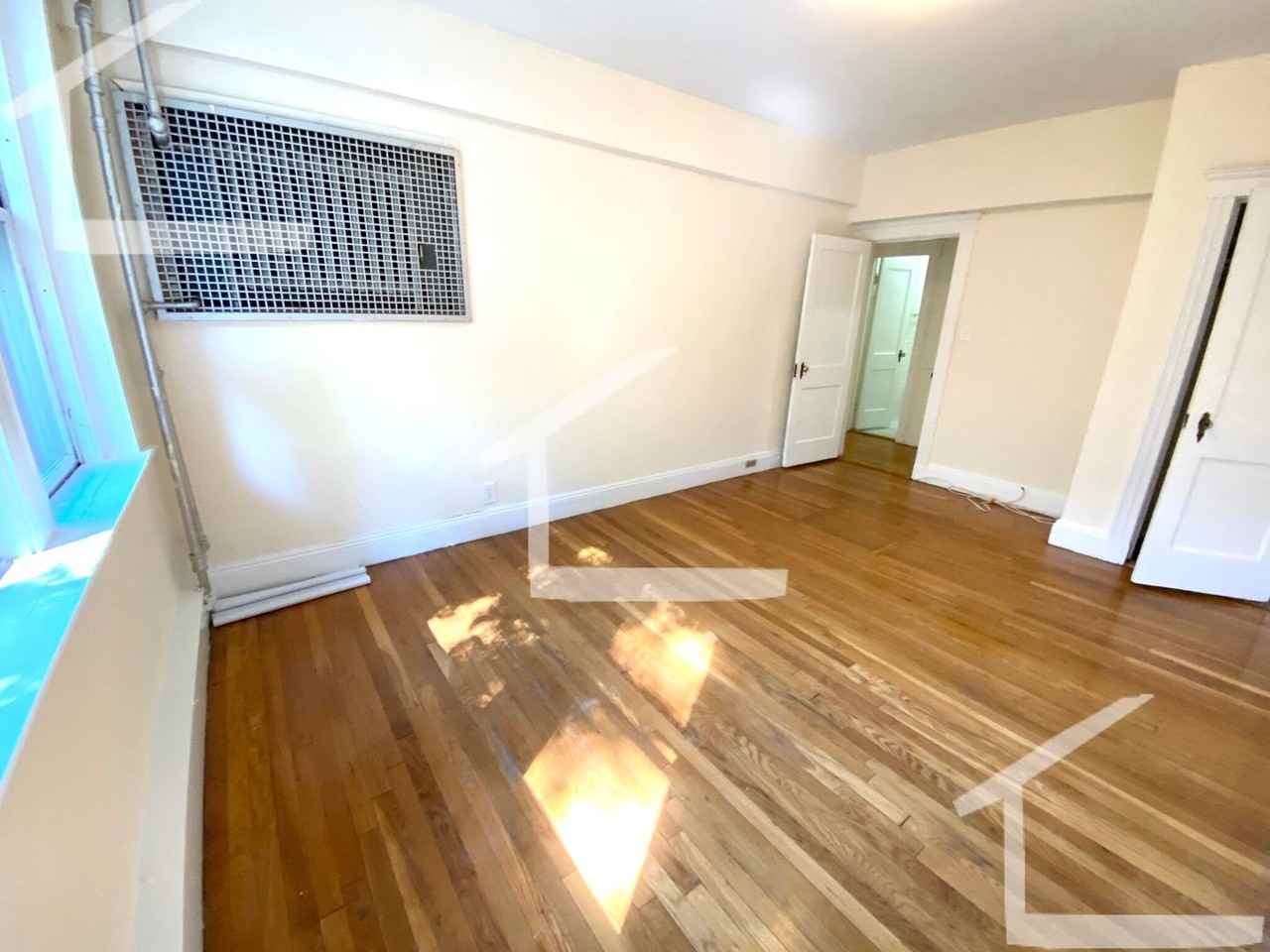 2 Lothian Rd - Photo 2 of 6