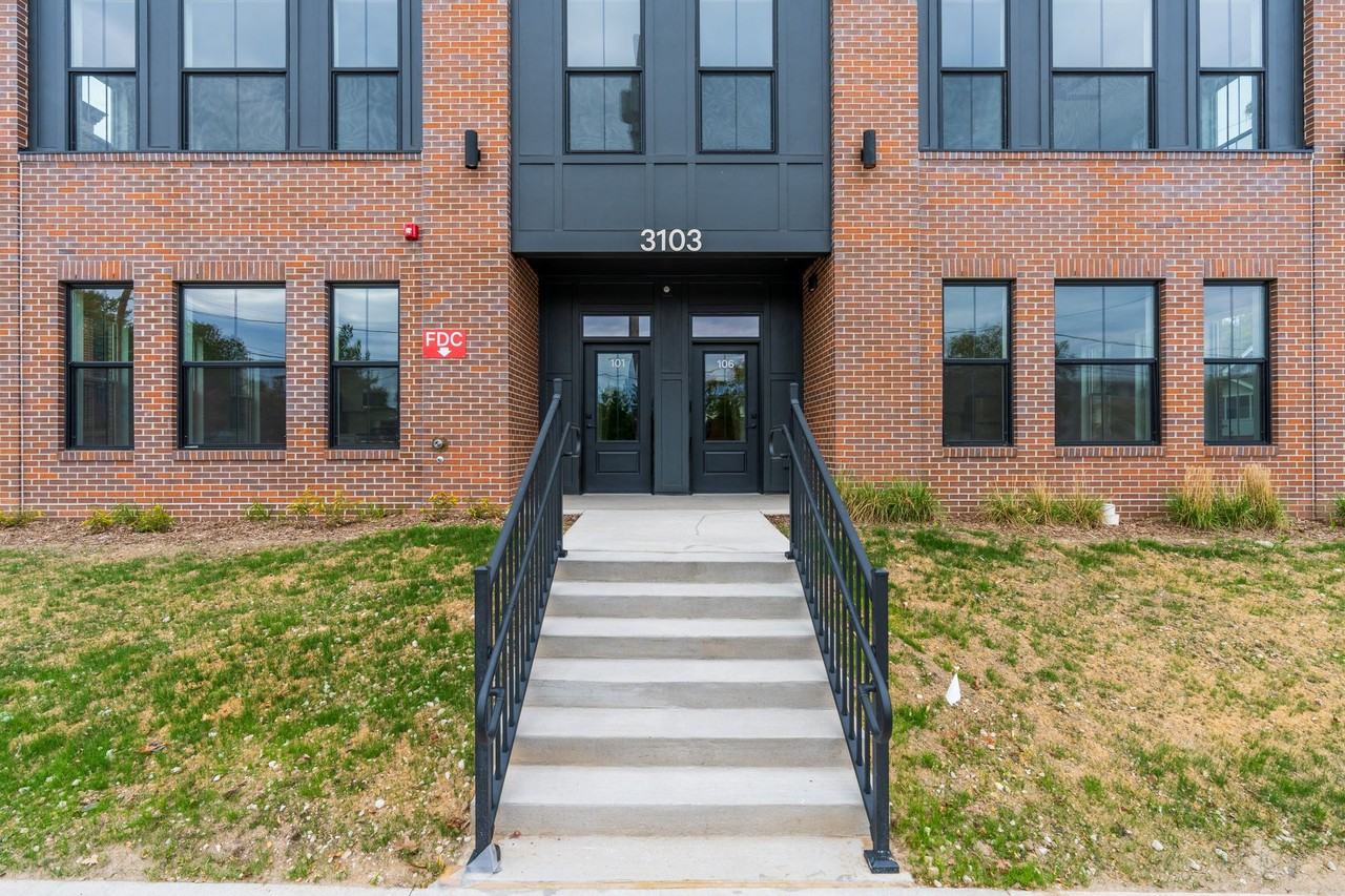 Forest Ave - Photo 7 of 38