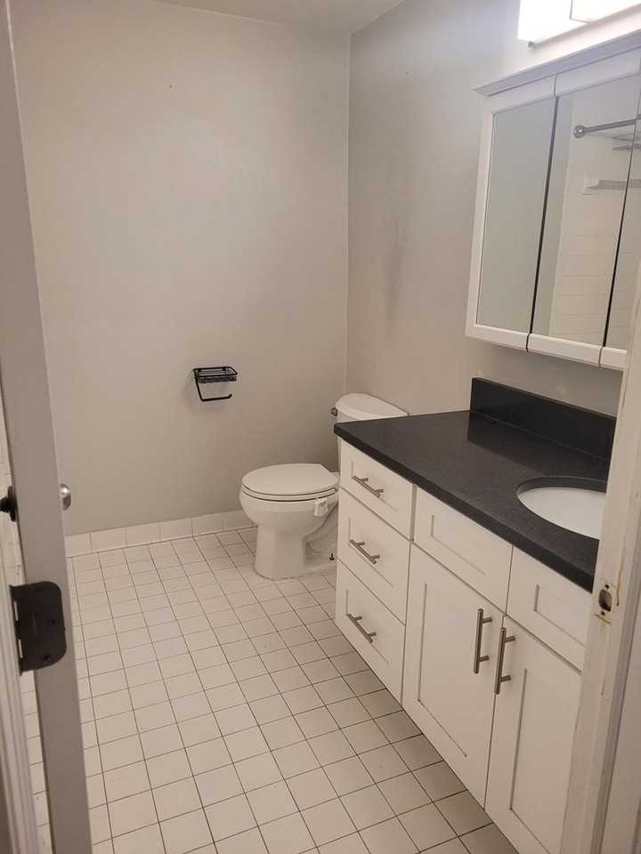 3518 Greenfield Rd - Photo 5 of 13