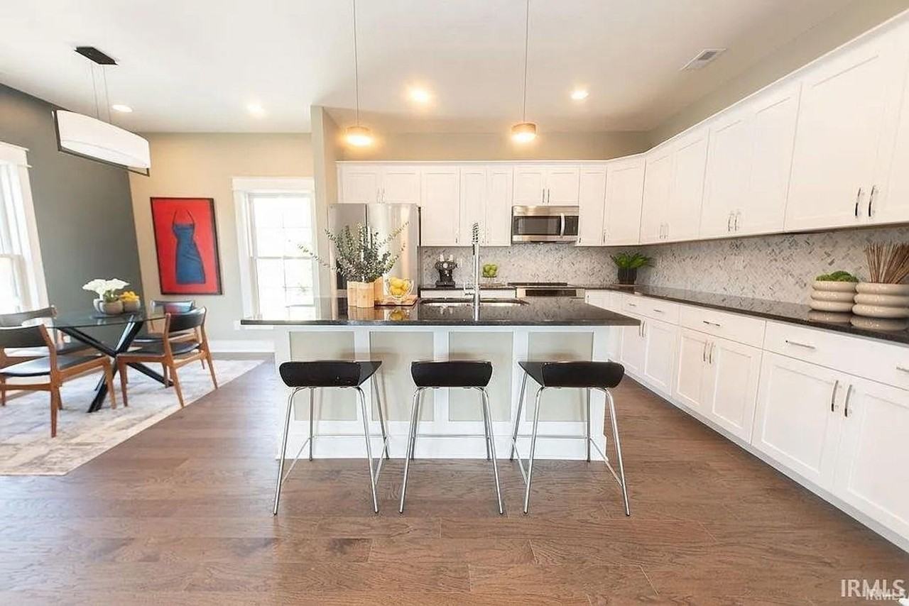 1534 S Piazza Dr - Photo 3 of 19