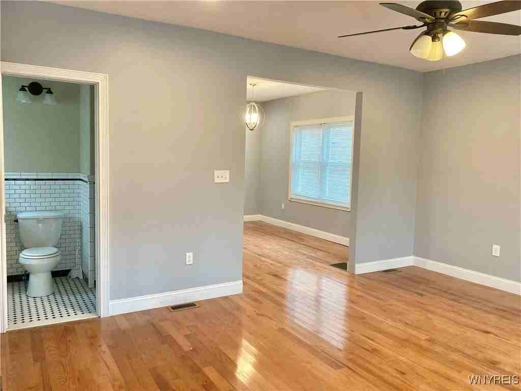 143 Cottage St - Photo 4 of 22