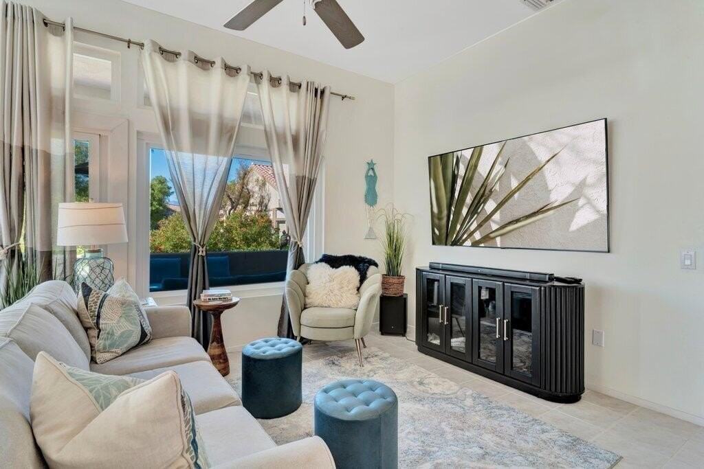 38635 Orangecrest Road - Photo 5 of 34