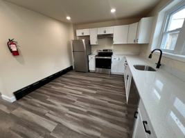 featured image of 955 E Main St