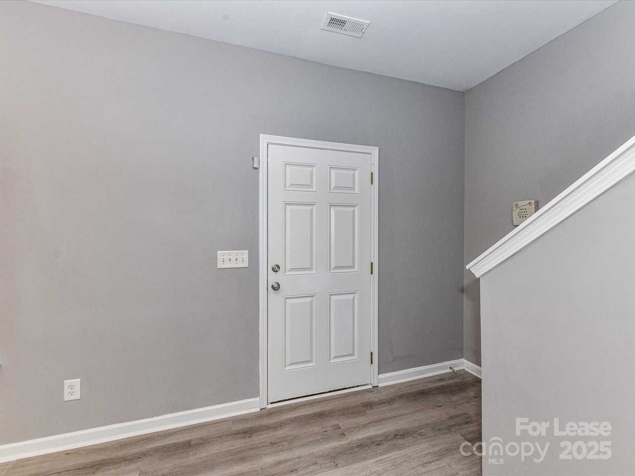 8748 Twined Creek Lane - Photo 5 of 27