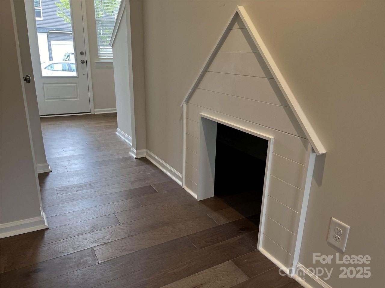 3159 Hutton Gardens Ln - Photo 4 of 26