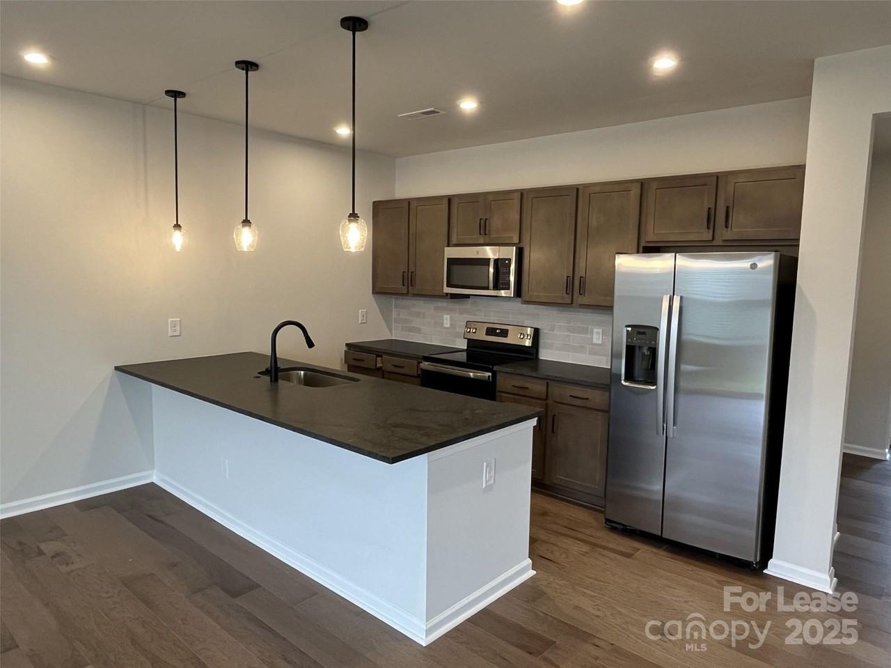 3159 Hutton Gardens Ln - Photo 6 of 26