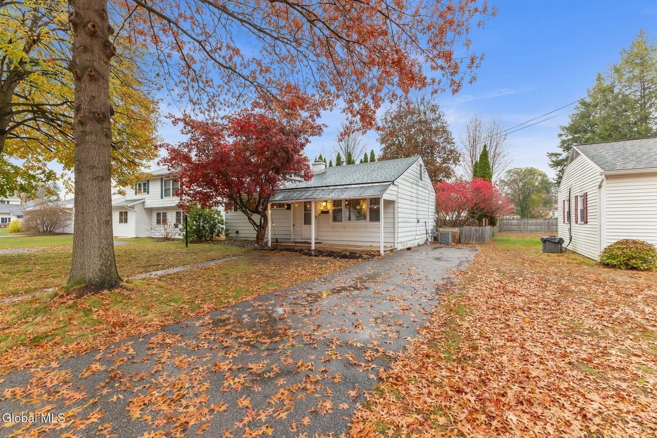 56B Monroe St - Photo 2 of 18