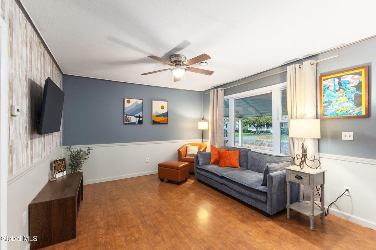 56B Monroe St - Photo 3 of 18