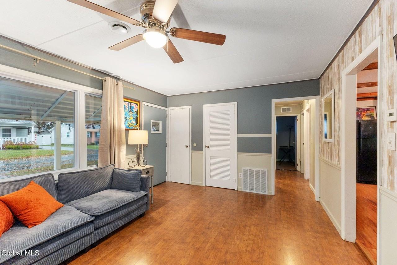 56B Monroe St - Photo 5 of 18