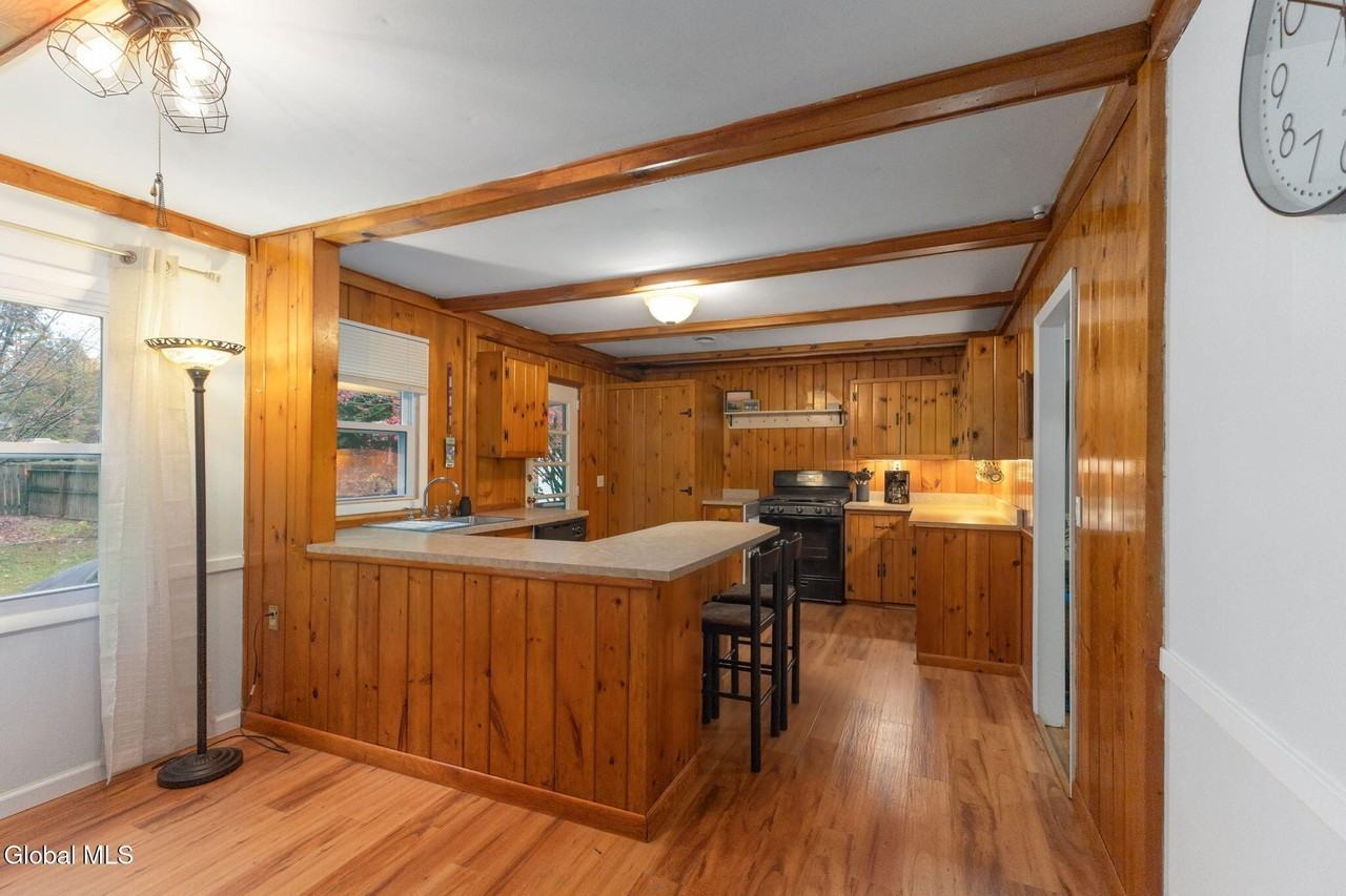 56B Monroe St - Photo 6 of 18