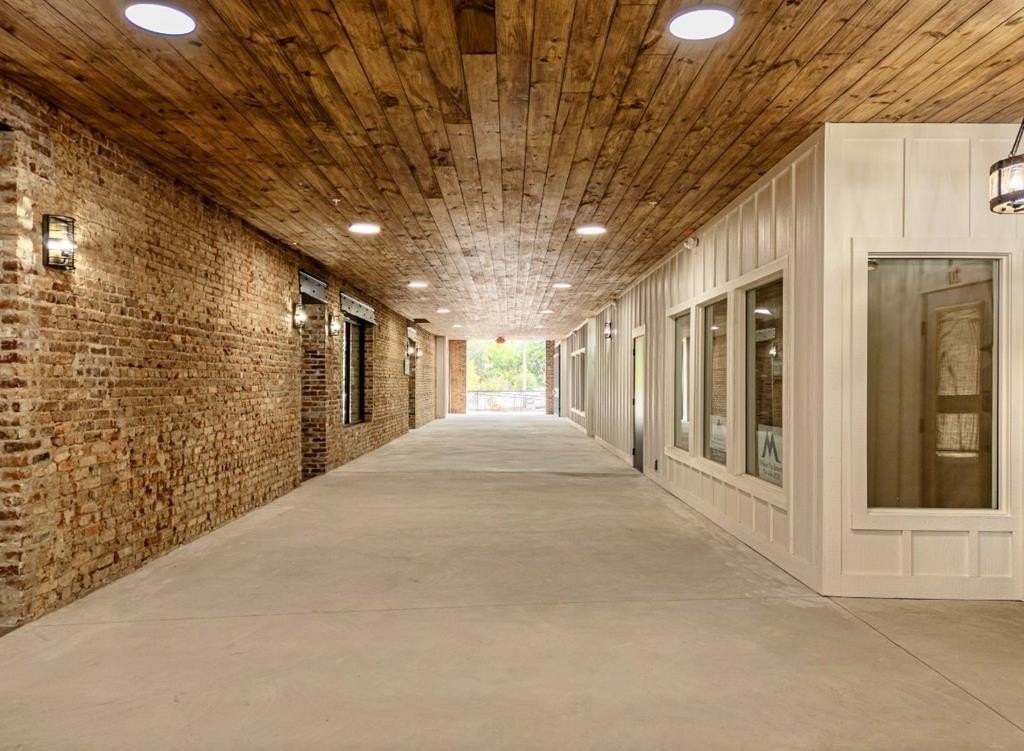 151 Main Street - Photo 5 of 14