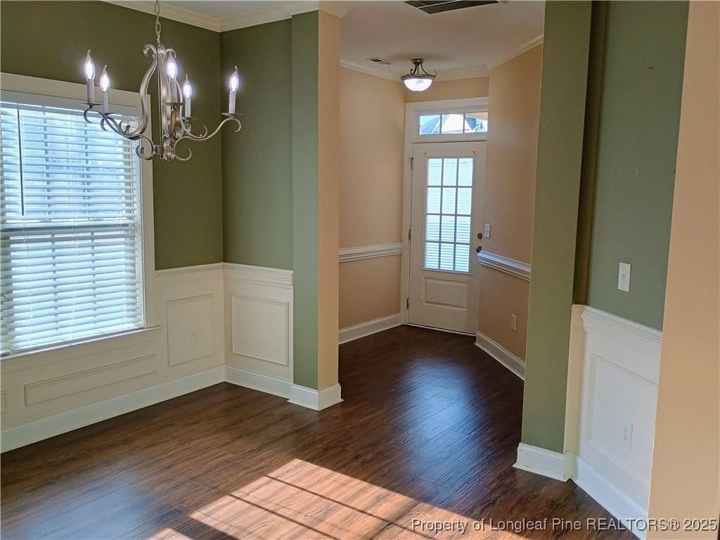 40 Cromwell Cir - Photo 3 of 25