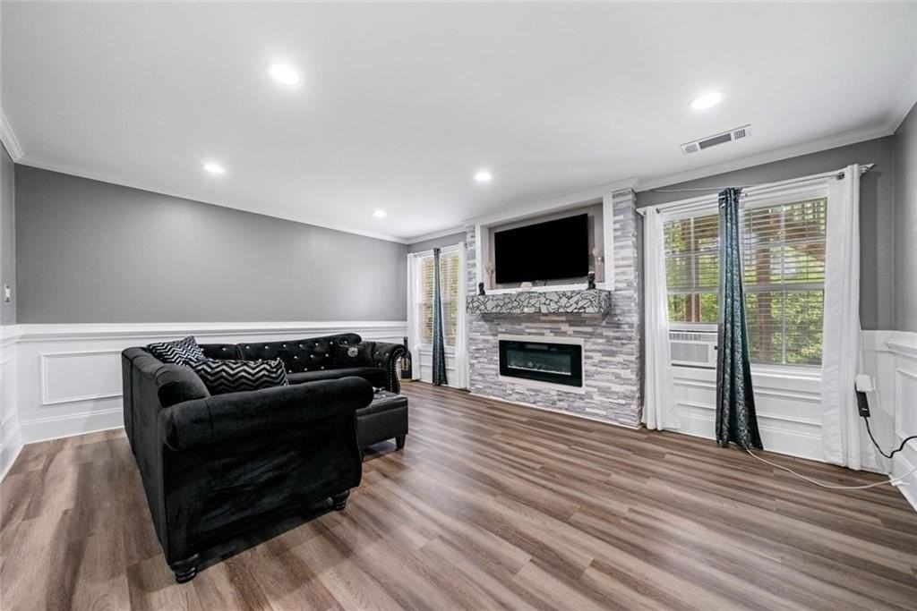 209 Braemar Ct - Photo 3 of 13