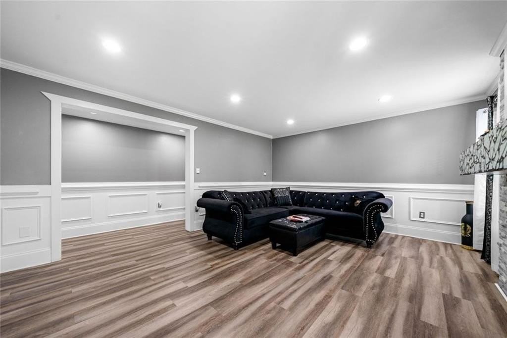 209 Braemar Ct - Photo 4 of 13