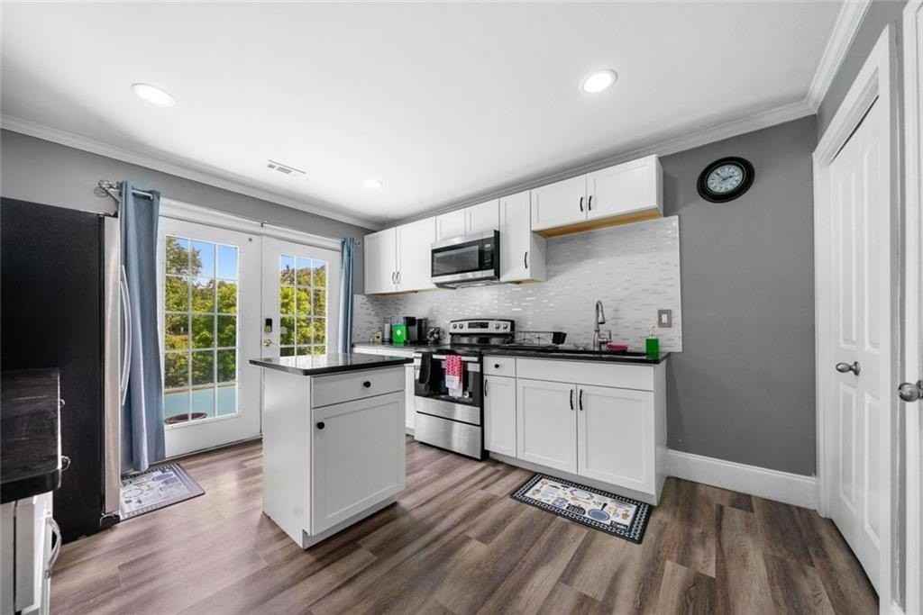 209 Braemar Ct - Photo 7 of 13