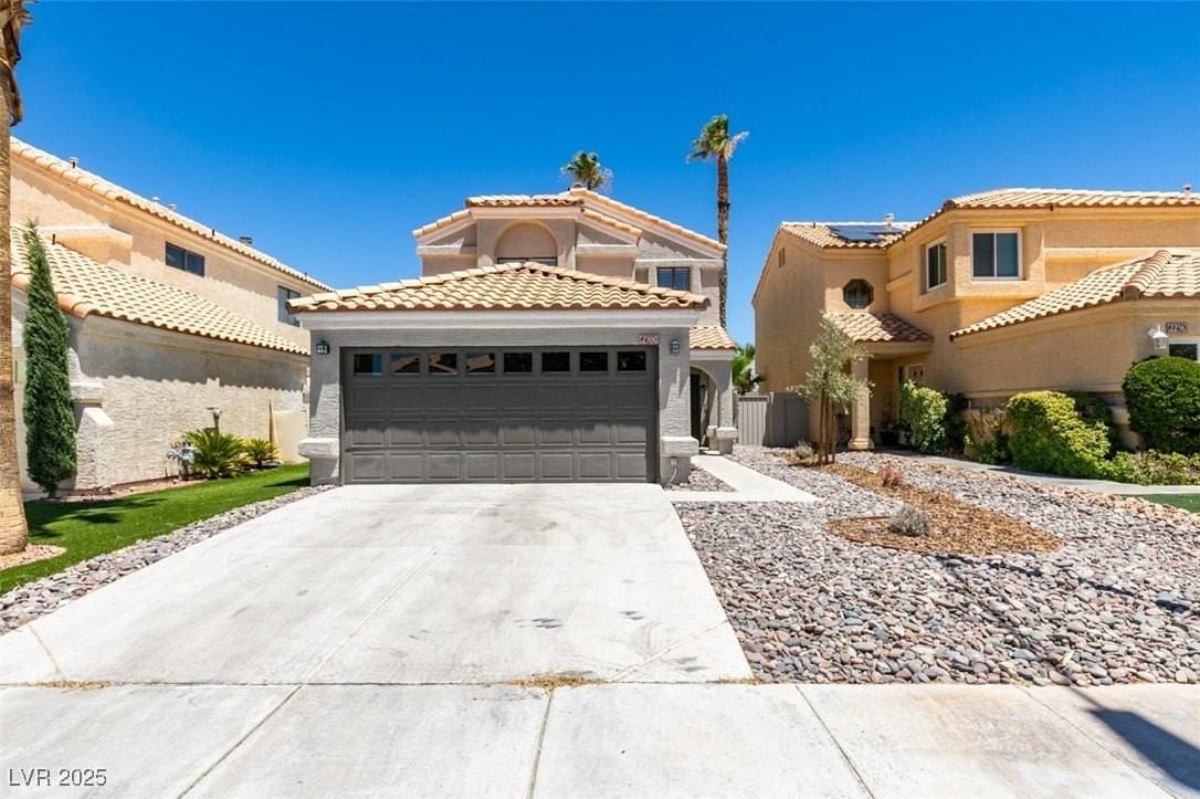 2300 Chapman Hill Dr - Photo 2 of 42