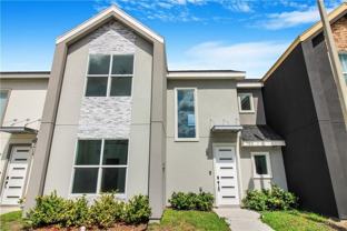 702 W Seminole Ave - Photo 1 of 1