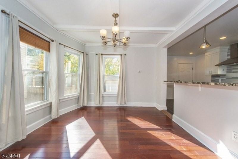 51 Cedar Ave - Photo 4 of 28