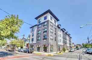 featured image of 140 Avenue B #301