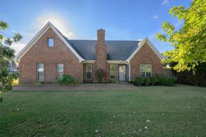 featured image of 3753 Oakmoor Ct