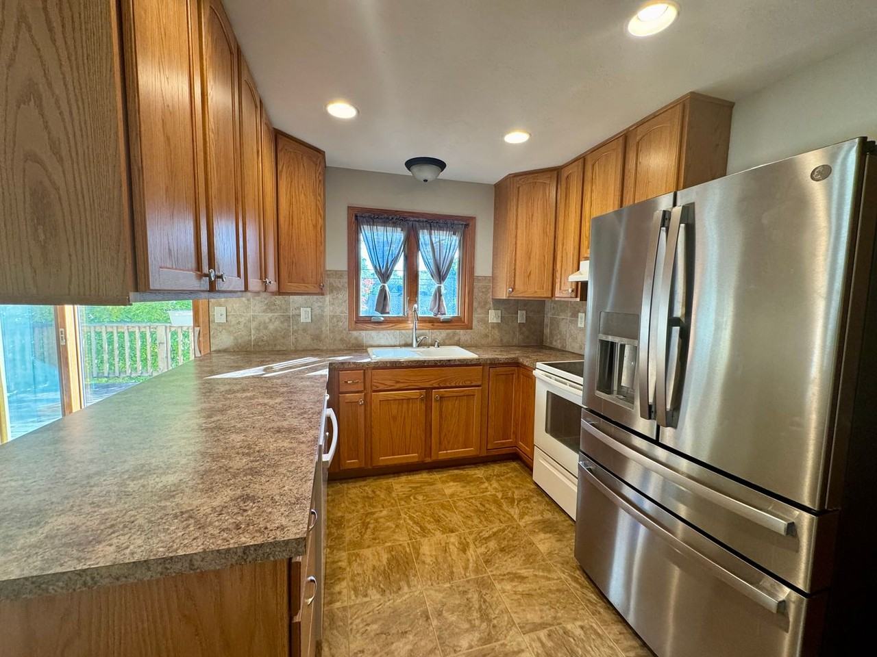 5005 Meredeth Street - Photo 6 of 22