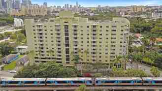 816 Nw 11th St #610 - Photo 1 of 1