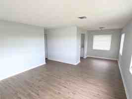 featured image of 210 Albee Rd W